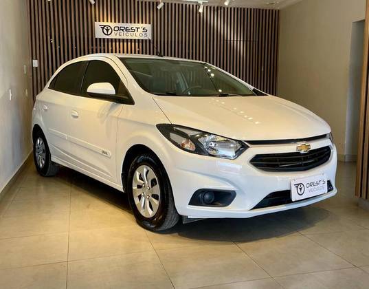 CHEVROLET ONIX 1.0 MPFI LT 8V FLEX 4P MANUAL CHEVROLET ONIX 1.0 MPFI LT 8V FLEX 4P MANUAL